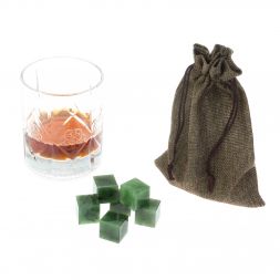 Камни для виски из саянского нефрита набор 6 кубиков 20 мм