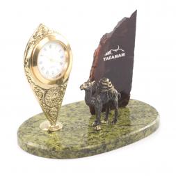 Сувенирные часы "Верблюд" бронза, камень змеевик, яшма