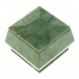 Шкатулка из нефрита "Талисман" 8,5х8,5х7 см