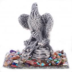 Декоративная фигурка "Орел на скале" из мрамолита