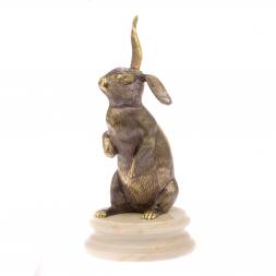 Статуэтка "Кролик" из бронзы на подставке из мрамора