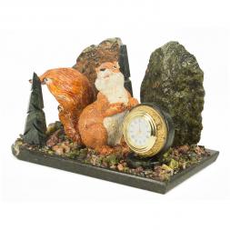 Часы "Белка" змеевик самоцветы 195х115х120 мм 1650 гр.