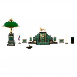 Настольный набор из малахита "Лев с шаром" с лампой