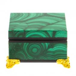 Шкатулка из малахита на ножках из бронзы 6,5х6,5х4 см