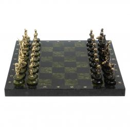 Шахматы из бронзы и змеевика "Европейские" доска 40х40 см