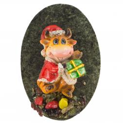 Магнит сувенирный символ года Бычок с подарком