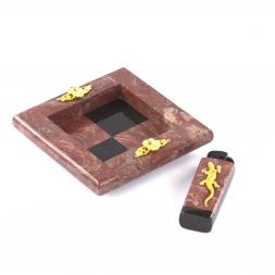 Сувенирный набор пепельница и зажигалка с ящерицей из змеевика