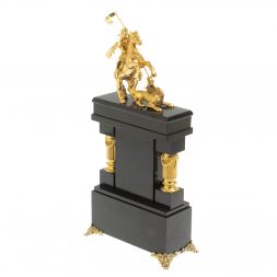 Каминные часы " Георгий Победоносец" камень малахит