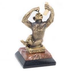 Статуэтка из бронзы на подставке из креноида "Селфи"