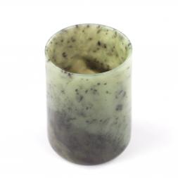 Стопка из камня нефрит 50 мл 38х53 мм