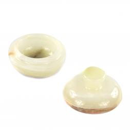 Каменная шкатулка из оникса "Яблоко" зелено-коричневая 6,5х6,5х5,5 см (3)