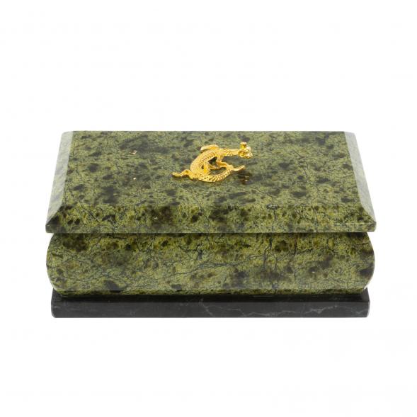 Шкатулка из змеевика с ящерицей 12,5х7,5х5,5 см 129504