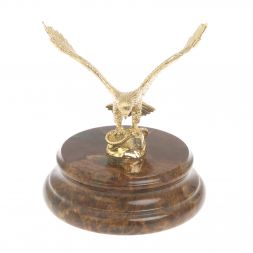 Бронзовая статуэтка "Орёл" на яшме 11,5х11,5х13 см