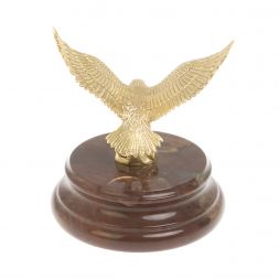 Бронзовая статуэтка "Орёл" на яшме 11,5х11,5х13 см