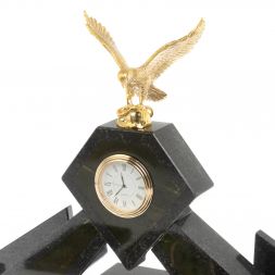 Письменный набор "Орел" из нефрита с настольным ковриком