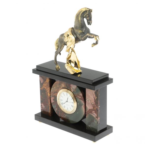 Часы &amp;quot;Конь с попоной&amp;quot; из яшмы 129422