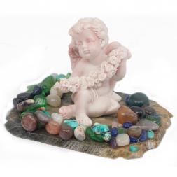 Сувенир "Ангел с венком" из мрамолита