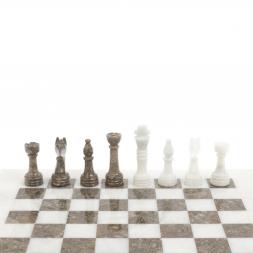 Шахматы "Дебют" доска 38х38 см из белого мрамора и ракушечника
