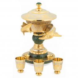 Икорница "Осетр со стопками" из нефрита Златоуст