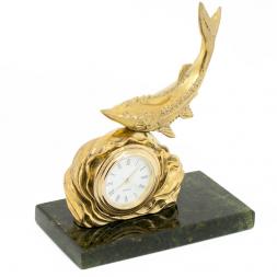 Часы "Осетр на волне" бронза змеевик