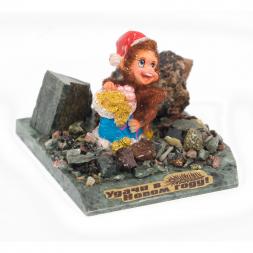 Сувенир "Обезьянка с синим мешком №3" змеевик