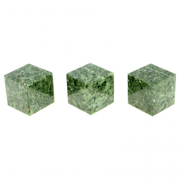 Кубик камень жадеит 22 мм 123389