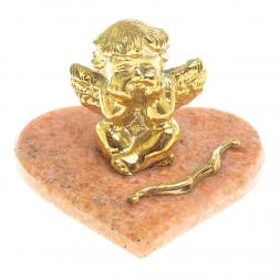 Статуэтка из бронзы на подставке из мрамора "Ангел на сердце"