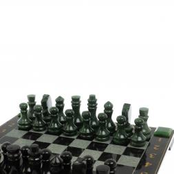 Шахматы с гравировкой "Турнирные" доска 42х42 см нефрит, габбро
