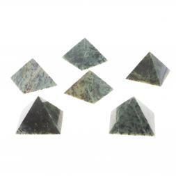 Пирамида из нефрита 5 см