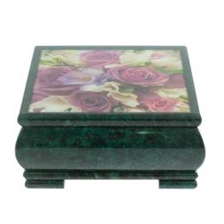 Шкатулка "Букет роз" из змеевика 18х18х8 см