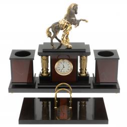 Настольный набор" Конь с попоной" из яшмы