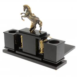 Настольный набор" Конь с попоной" из яшмы