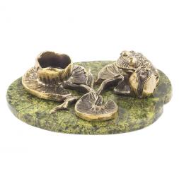 Подсвечник из бронзы и змеевика "Царевна лягушка"