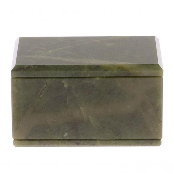 Шкатулка из нефрита 10х7х5,5 см 125324