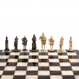 Шахматы "Русские" из бронзы доска 40х40 см камень обсидиан оникс