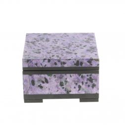 Шкатулка из чароита 8х8х5 см