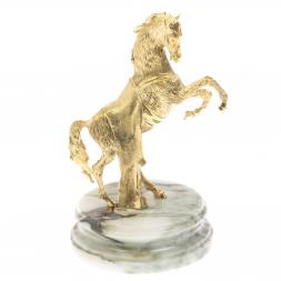 Статуэтка из бронзы "Конь на дыбах" на подставке из мрамора