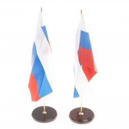Флагшток с флагом России на круглой подставке из коричневого обсидиана 7х7х30,5 см