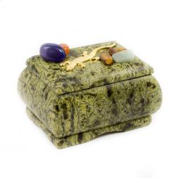 Шкатулка с камешками и ящерицей змеевик 7х5,5х5 см