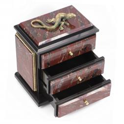 Подарочный ларец из яшмы и долерита