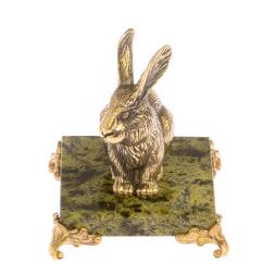 Статуэтка из бронзы &amp;quot;Кролик&amp;quot; на подставке из змеевика