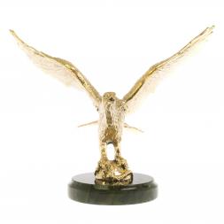 Бронзовая статуэтка "Орел на взлете" нефрит