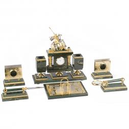 Настольный набор из нефрита "Георгий Победоносец"