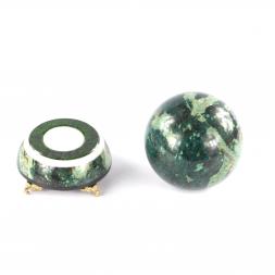 Сувенир "Шар Антистресс" камень змеевик 10 см