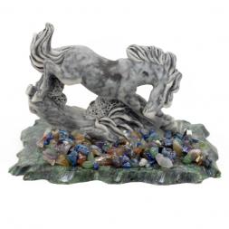 Сувенир из мрамолита "Кланяющаяся лошадка"