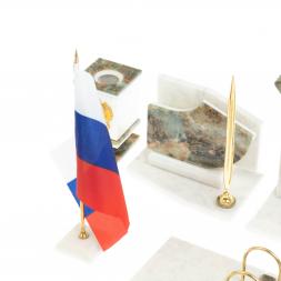 Письменный прибор с гербом и флагом России камень мрамор, офиокальцит