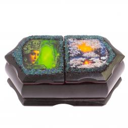 Шкатулка из змеевика "Хозяйка медной горы зимний пейзаж" 20х10х7,5 см