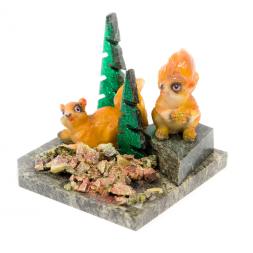 Сувенир "Бельчата" из змеевика