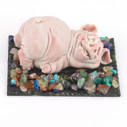 Сувенир из мрамолита "Свин лежит"