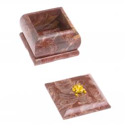 Шкатулка из лемезита с лягушкой 6,5х6,5х5 см